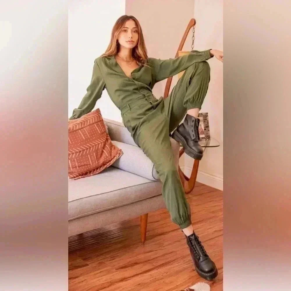 Young fabulous and broke bohemian long sleeve  green jumper XS